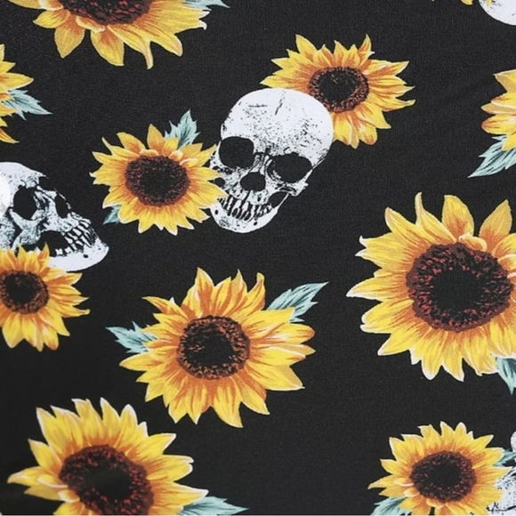 Sunflower & Skull Bathing suit - Picture 2 of 3